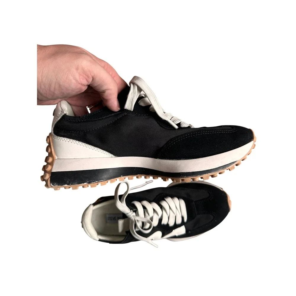 Steve Madden Campo Retro Lace Up Jogger Sneakers Womens 7.5 Sporty Active Preppy